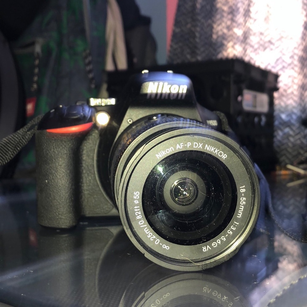 Nikon D3500 DLSR